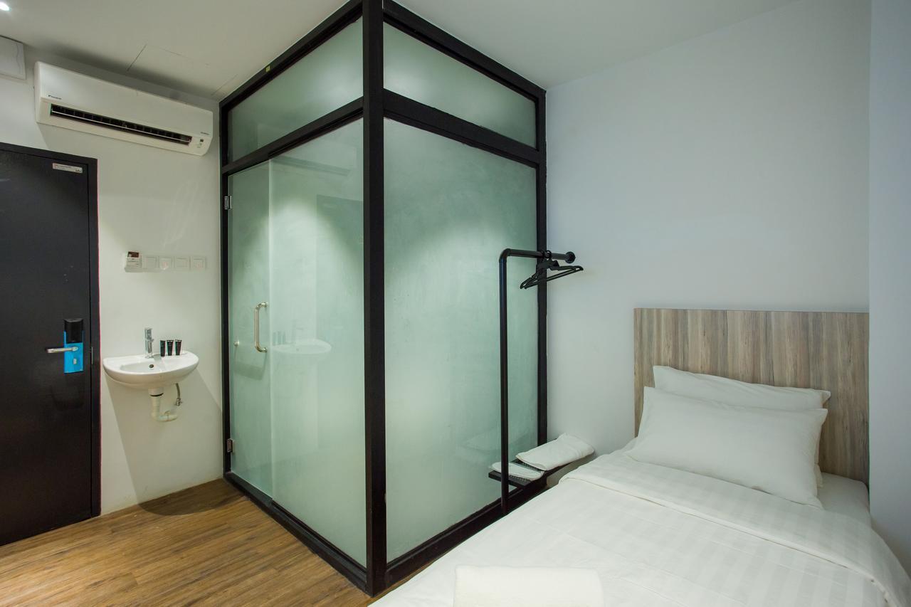 Stella Hotel - ג'והור בהרו מראה חיצוני תמונה