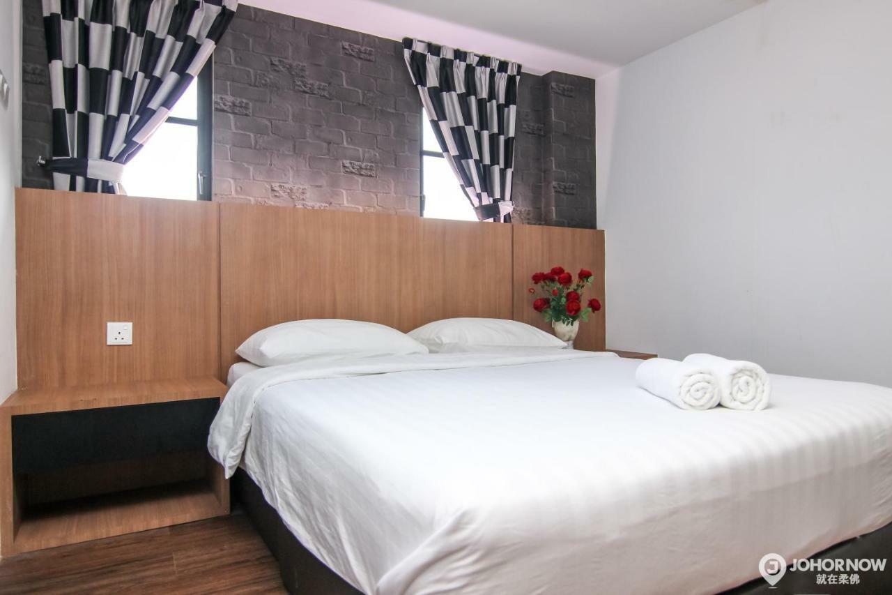 Stella Hotel - ג'והור בהרו מראה חיצוני תמונה